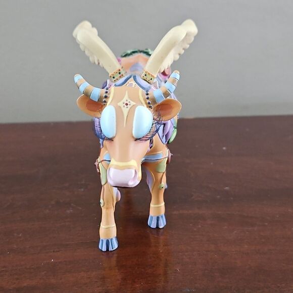 Cow Parade Painted Cow With Wings - Picture 2 of 10